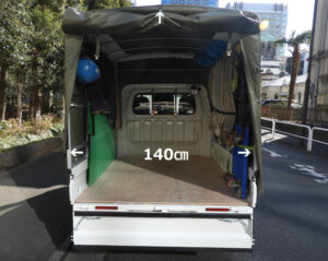 赤帽松本運送トラック　横幅・高さ荷台サイズ