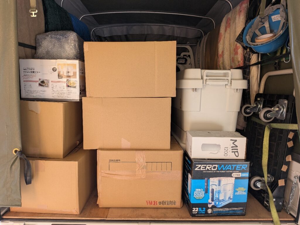 トランクルーム荷物の赤帽トラック積込み完了