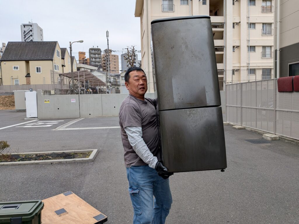 現在の赤帽松本運送の作業風景